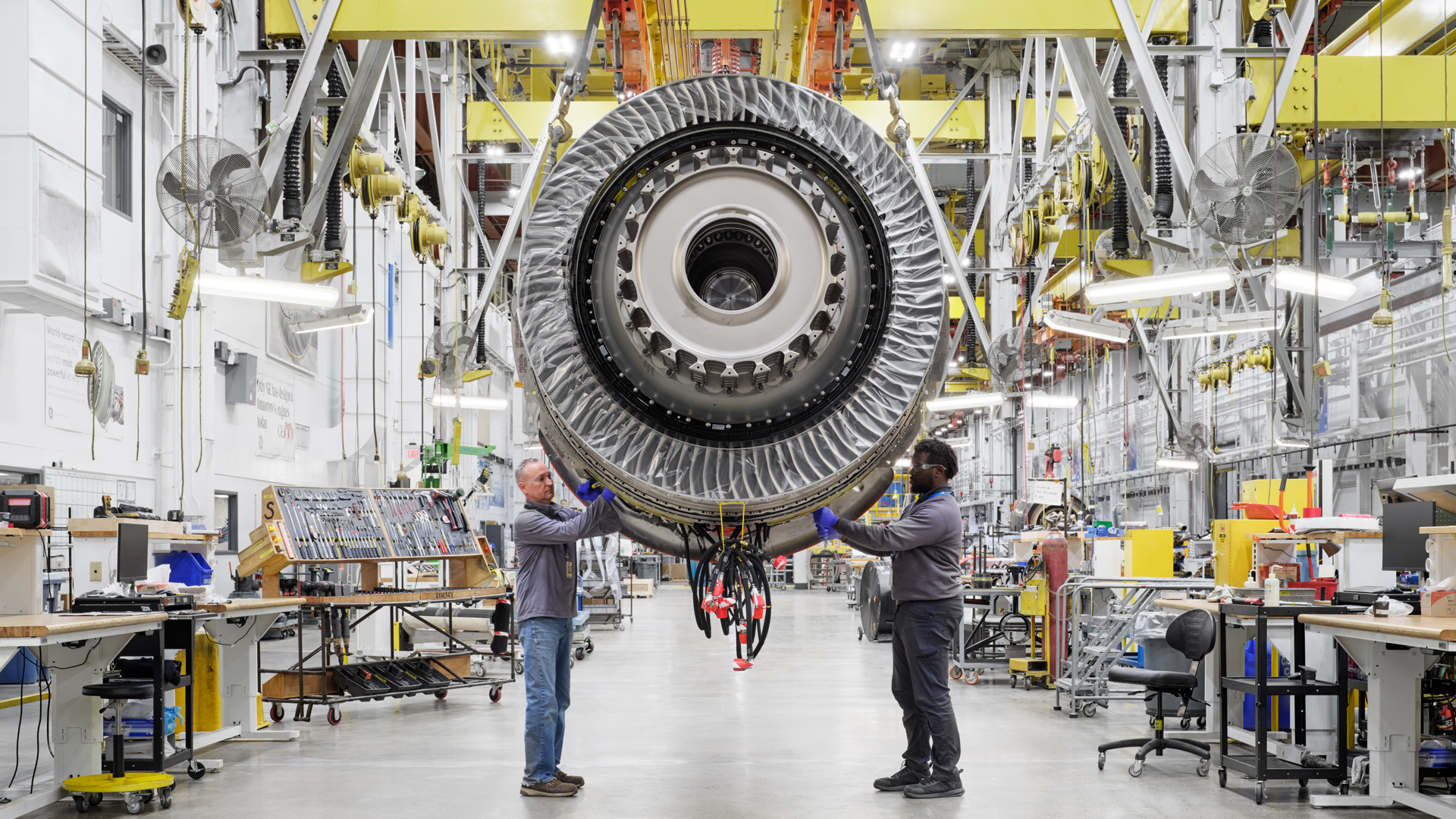 GE Aerospace Faces Supply Chain Hurdles as It Revises 2024 LEAP Engine Delivery Forecast