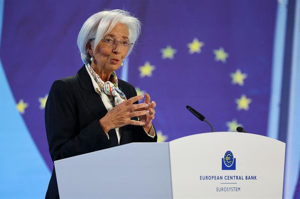 Europe Must Prepare for Potential Shifts in US Trade Policy, Warns Lagarde