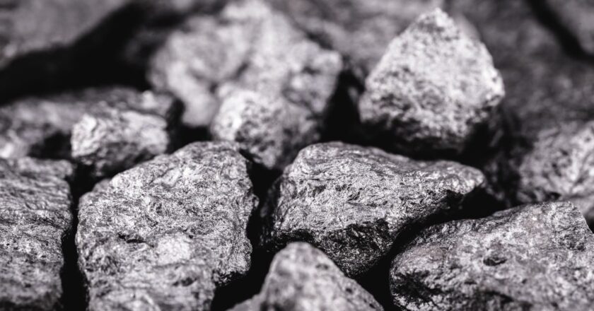 Alkane Resources and Mandalay Resources Merge to Form a Gold and Antimony Giant