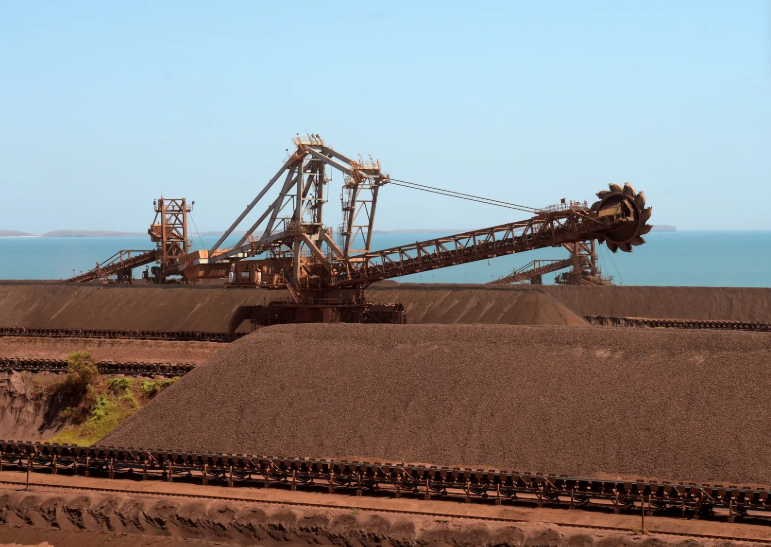 Fortescue Increases Iron Ore Shipments by 6.5% in Q3 2024/2025