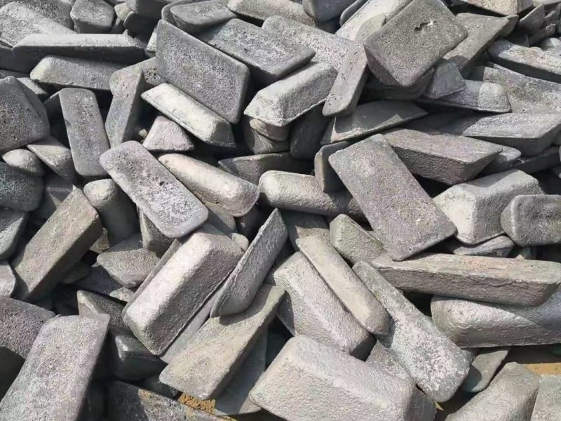 Brazilian Pig Iron Prices Drop as Exports Surge Amid US Tariff Fears
