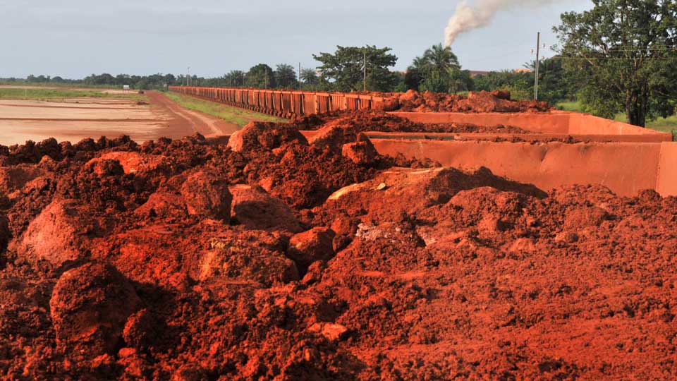 Bauxite Exports Surge 23% in Q3 2025 Despite Challenges in Guinea