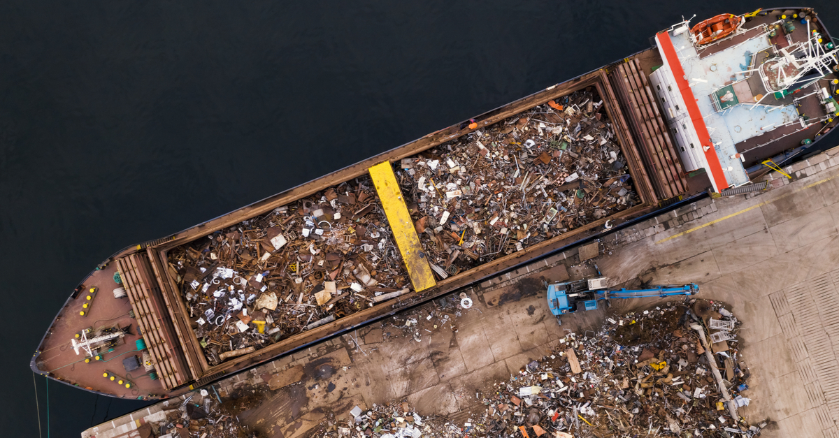 Global Scrap Prices Show Mixed Trends Amid Year-End Market Shifts