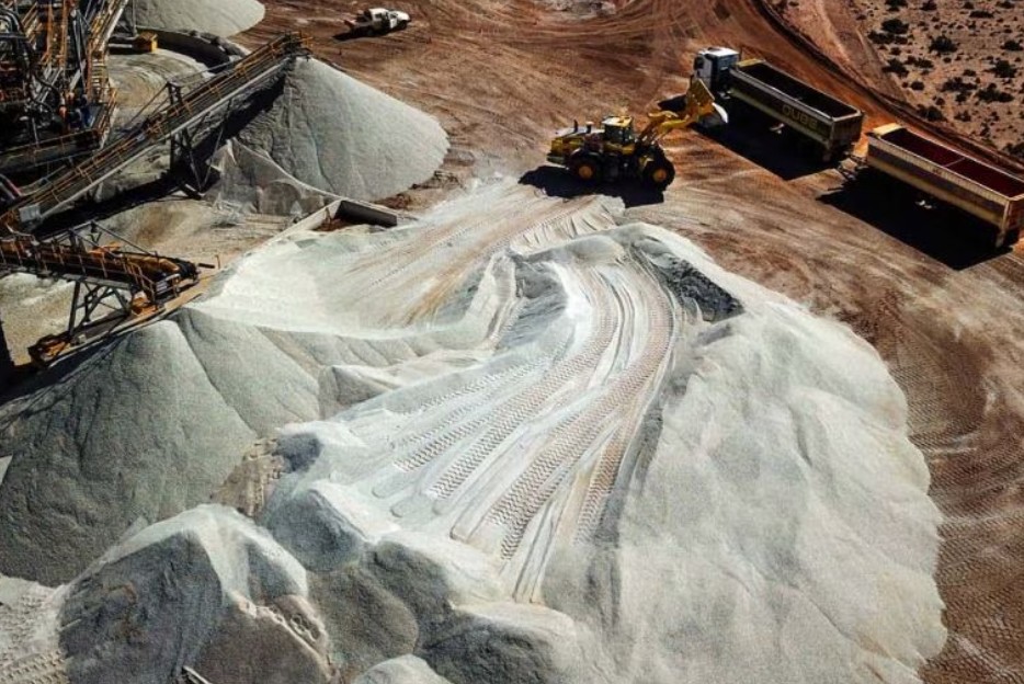 Pilbara CEO Warns Australia Losing Lithium Edge to Brazil