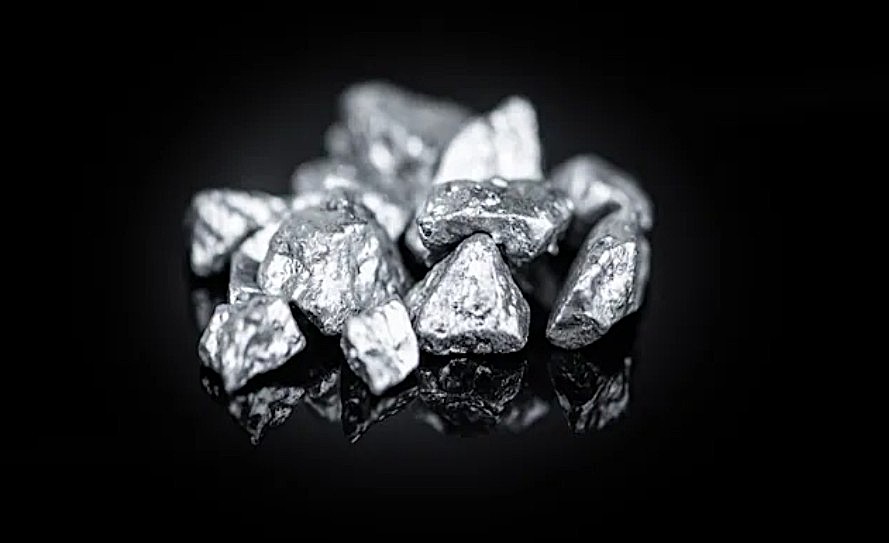 Silver Price Surpasses $66 Amid US Rate-Cut Hopes