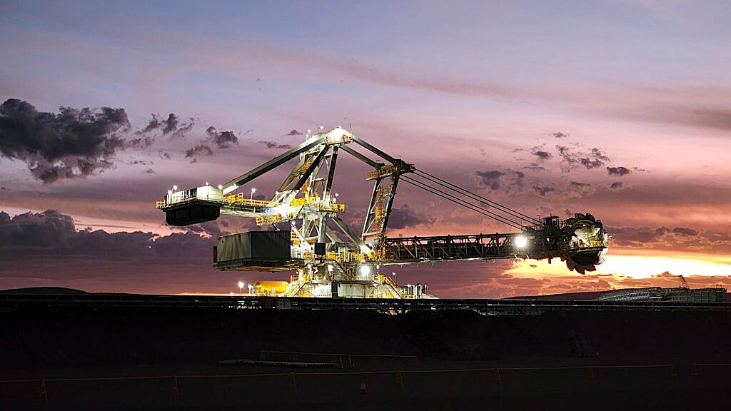 Rio Tinto iron ore shipments hit 326 million tonnes in 2025
