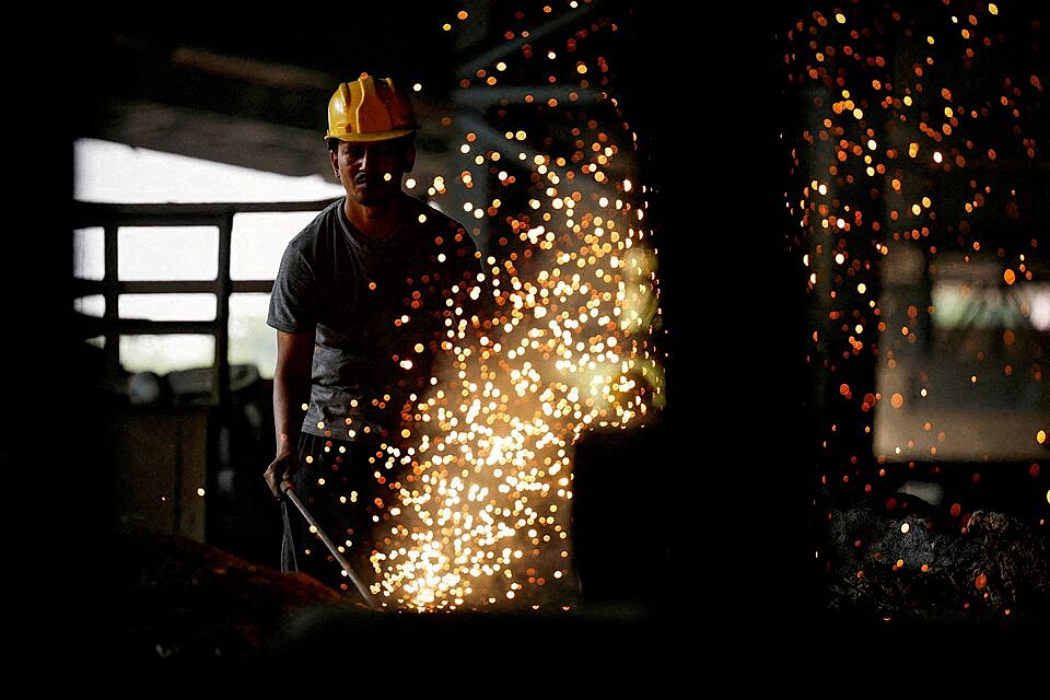 ArcelorMittal urges Americas to tighten steel import restrictions