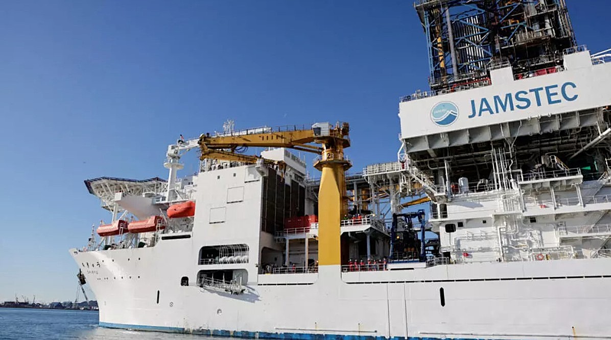Japan deep-sea rare earth mining begins near Minamitorishima