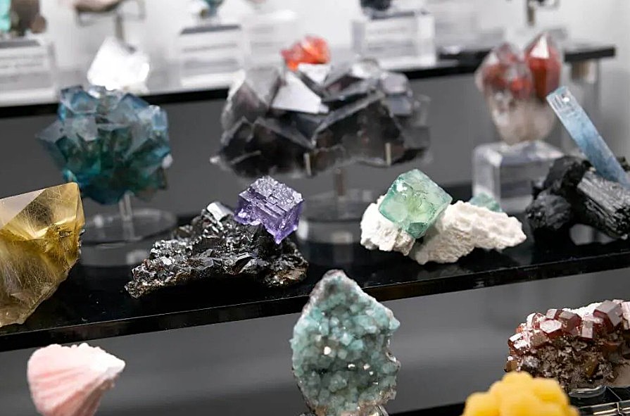 New Zealand Critical Minerals Funding Boosts Domestic Processing