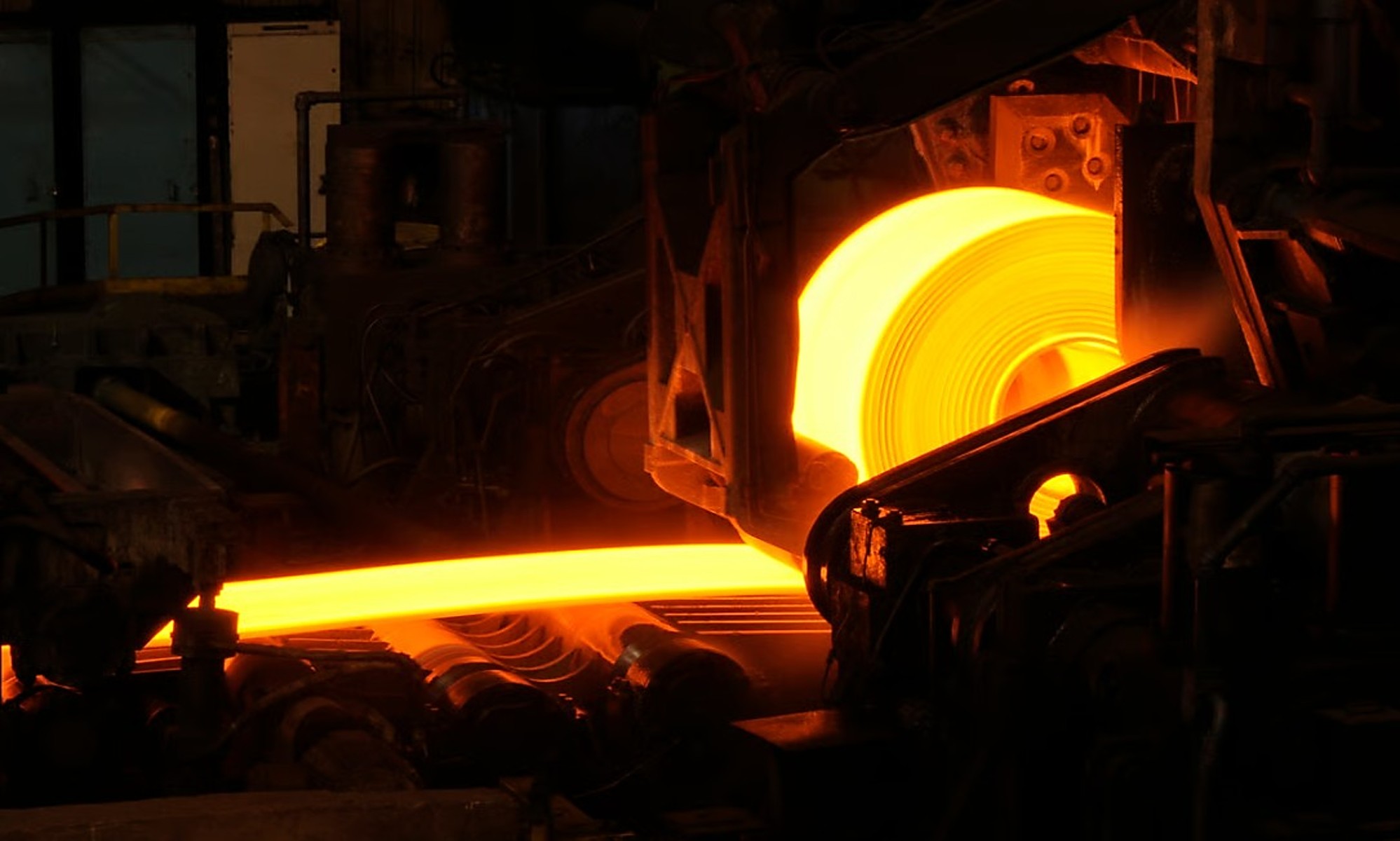 Hot-Rolled Coil Price Reaches $1,025 per Ton as Nucor Extends Rally