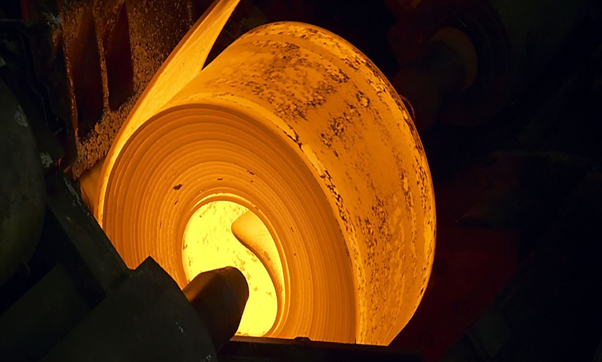 POSCO and Hyundai Steel Raise Hot-Rolled Steel Prices for April Sales