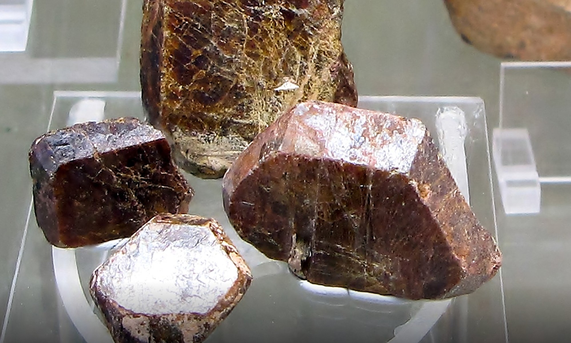 US Backs Unproven Rare Earth Players with Billions in Funding