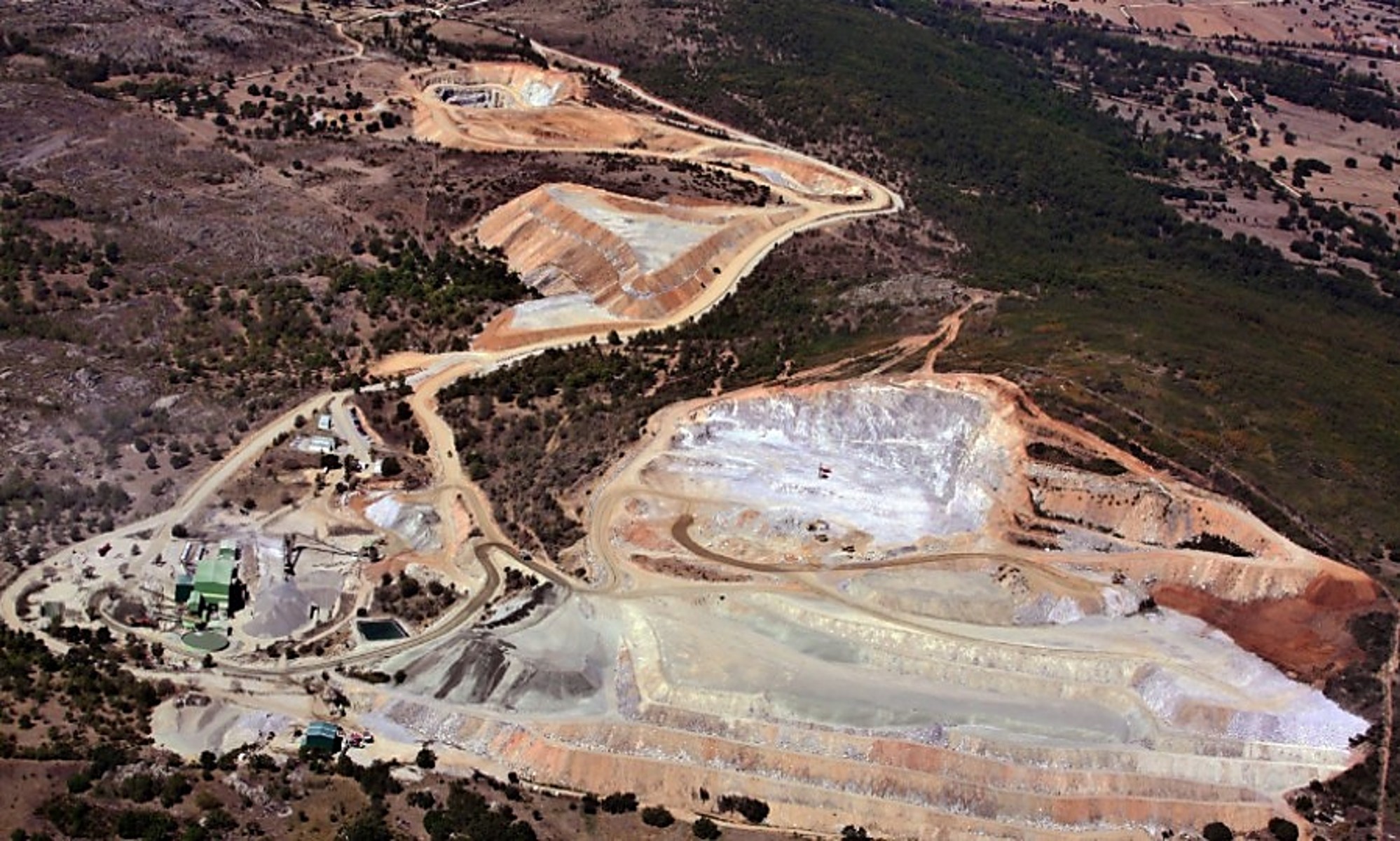 China Tungsten Hits Record High Amid Middle East Conflict