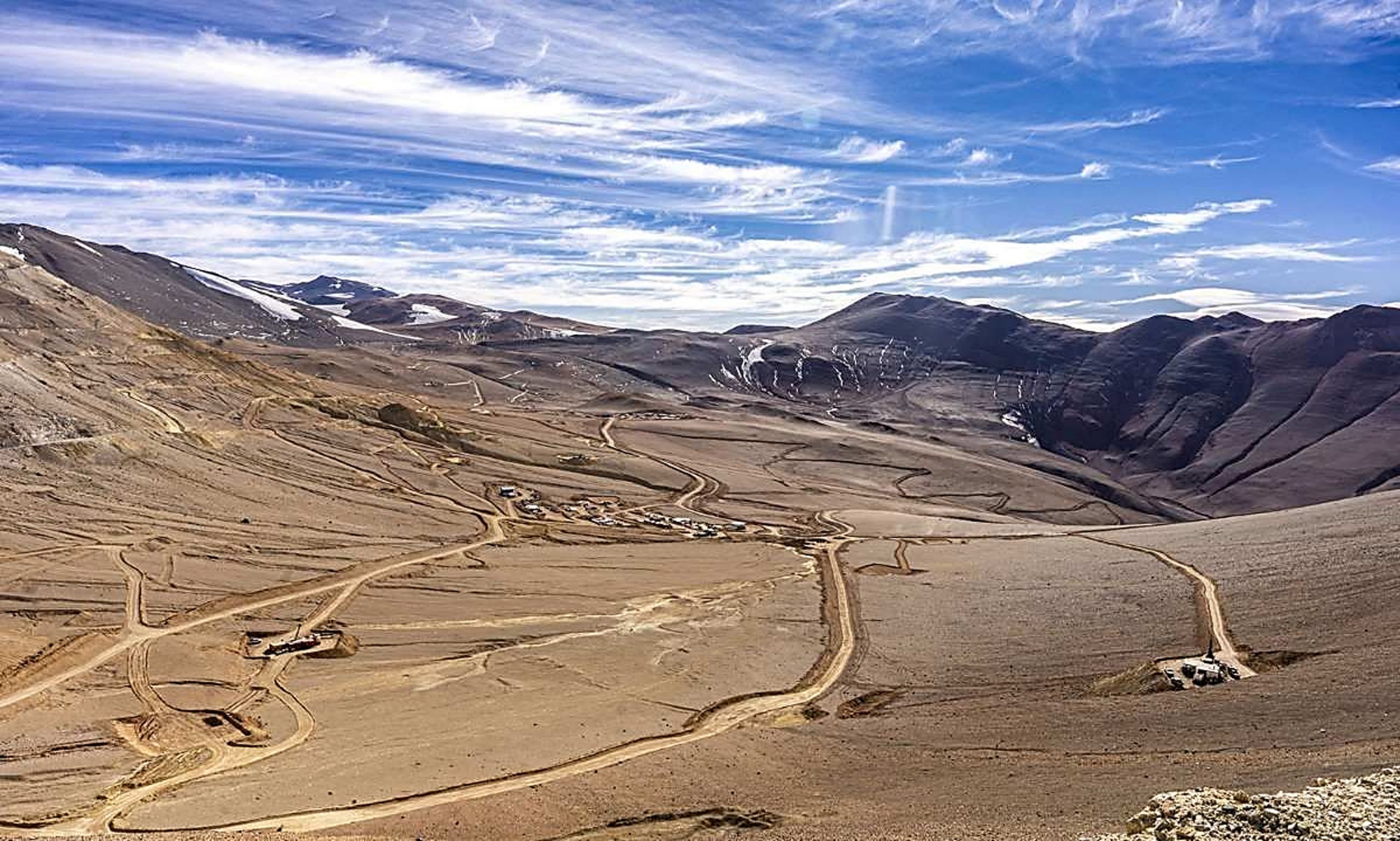 Argentine Judge Halts Vicuña Copper Project Activity Amid Environmental Concerns