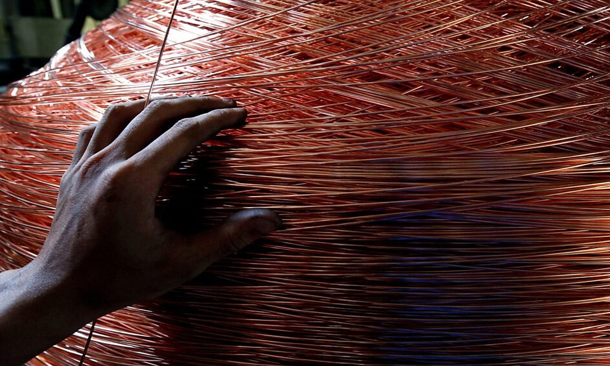 Goldman Sachs Warns of Copper Downside Risk Amid Middle East Tensions