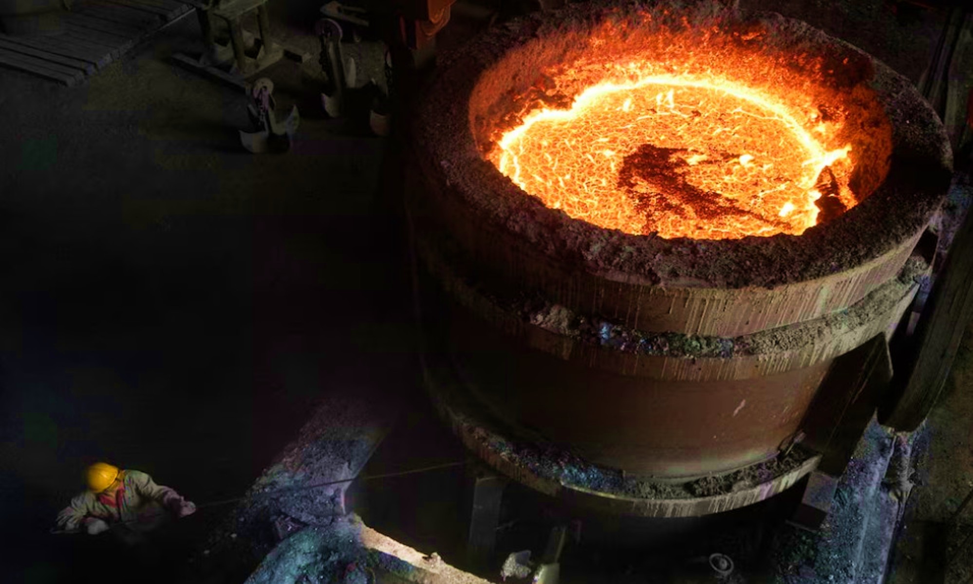 Iron Ore Prices Rise 2.8% in April as China Steel Output and Supply Dynamics Shift