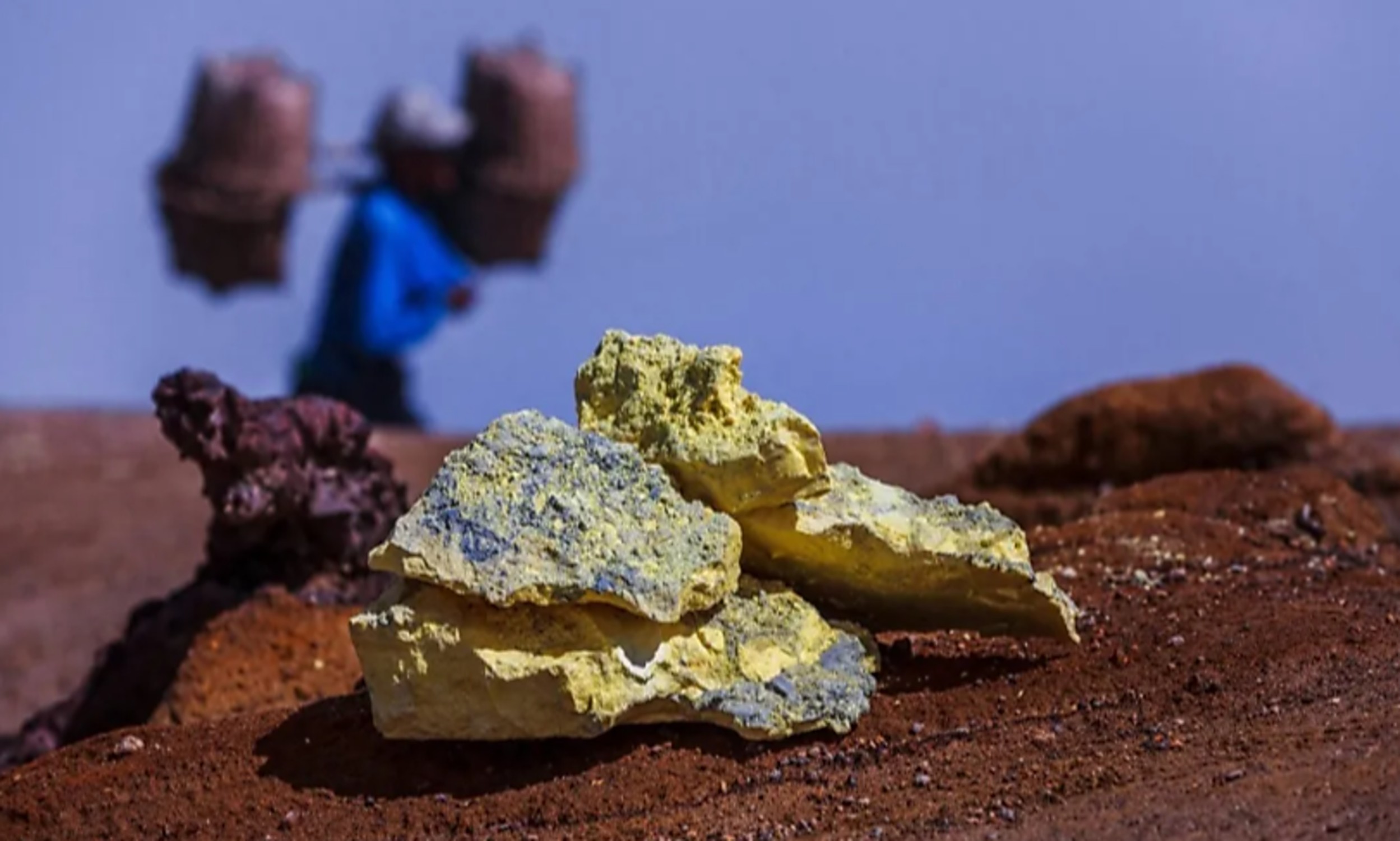 China Tightens Mining Controls to Secure Strategic Mineral Supply and Expand Reserve System