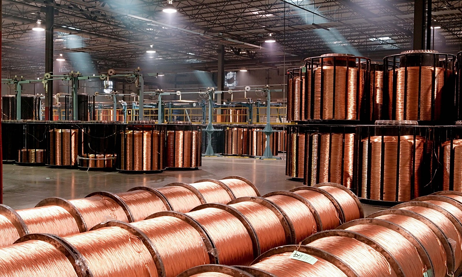 Global Recycled Copper Production Outpaces Primary Refining Amid Surging Exchange Inventories