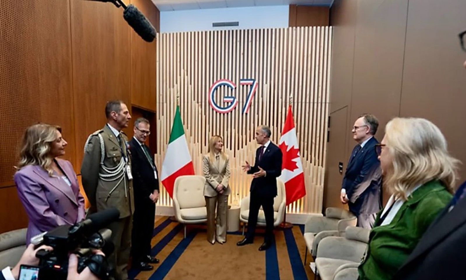 Canada Grants Italy Priority Mineral Access