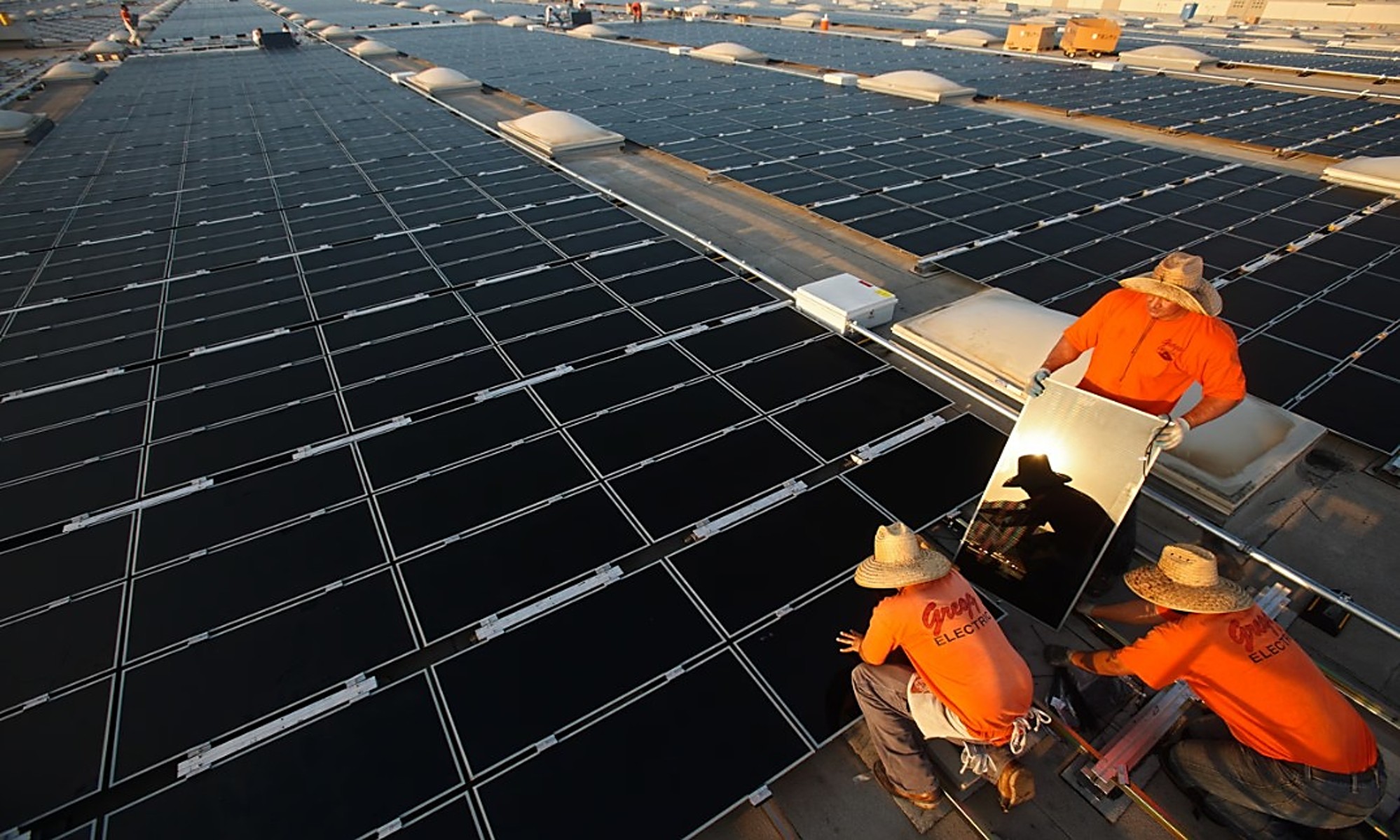 China Bets Big on Solar Panel Recycling