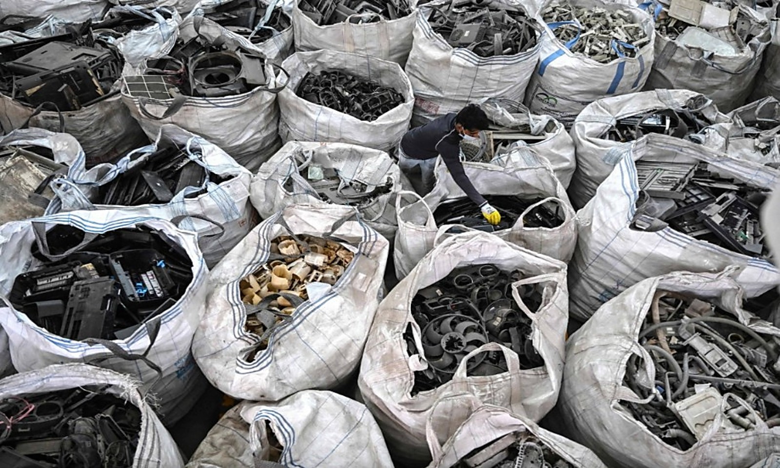 Earthworks Pursues Modular Recycling to Capture Copper and Rare Earth Magnets