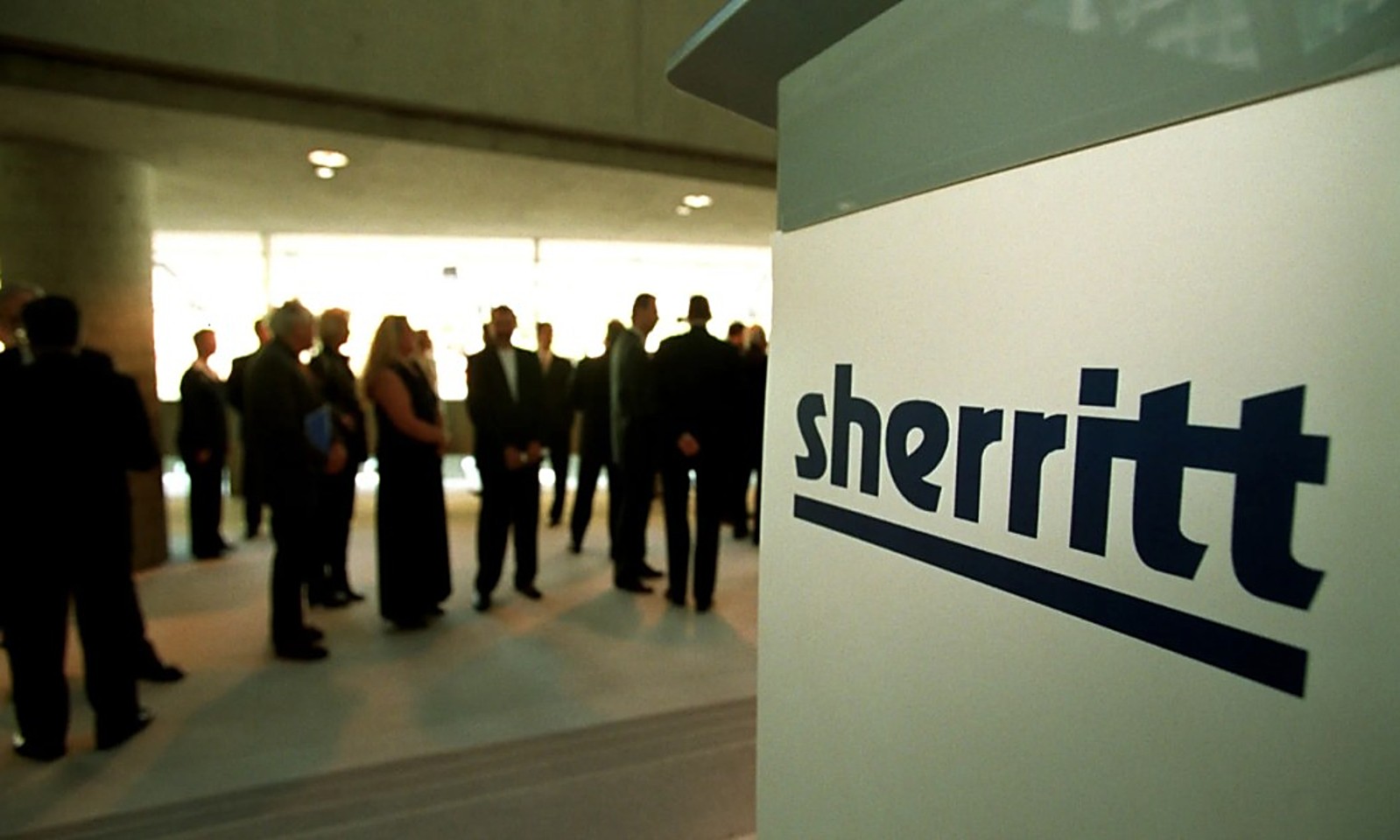 Glencore Consortium Bids for Sherritt International Amid US Sanctions