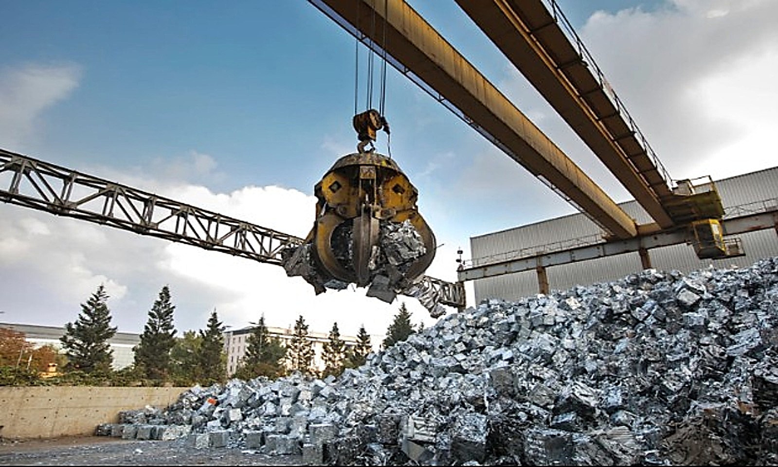 European Stainless Scrap Prices Slide on Weak Demand and Nickel Speculation