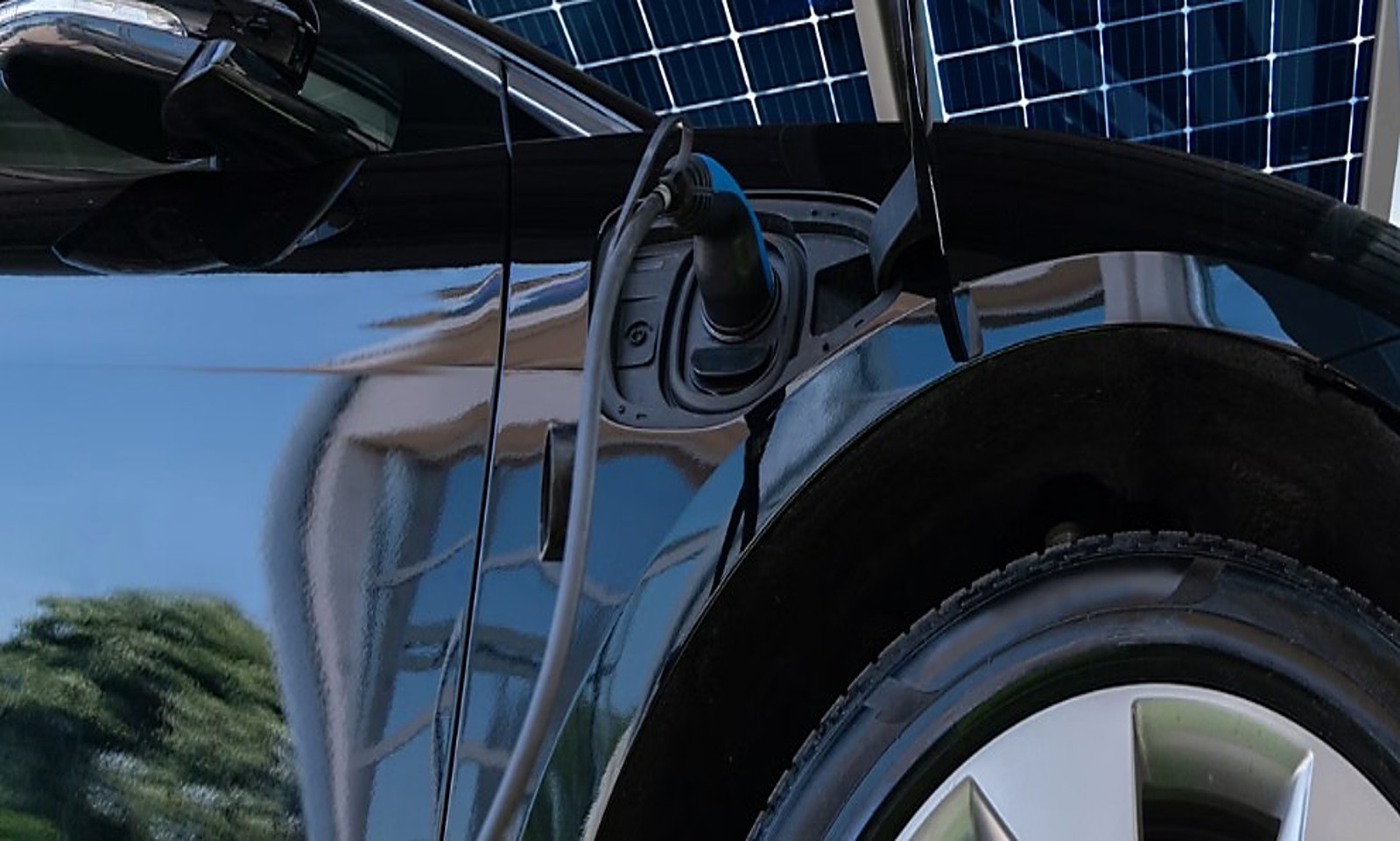 Rising Fuel Prices Accelerate Global EV Adoption, Threatening Critical Metal Supply Squeeze
